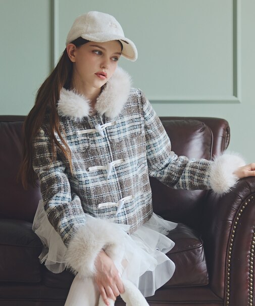 フェイクファー付きショートダッフルコート 26AW