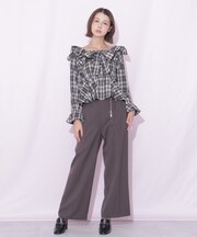 チェーンベルトパンツ