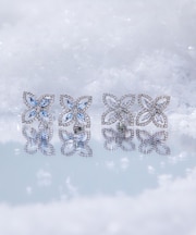 Cubic フラワーピアス
