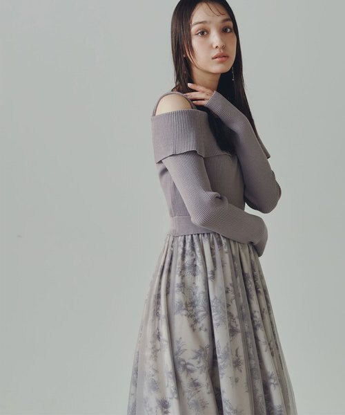 フラワープリントチュールドッキングニットワンピース｜ナチュラル