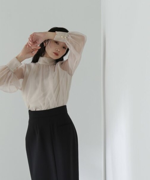ハイネックボリュームシアーブラウス 24SS｜ナチュラルビューティー 