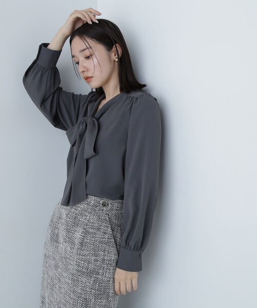 リボンボウタイブラウス 24AW｜ナチュラルビューティー