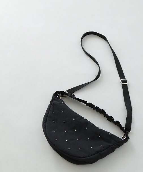 マイクロスタッズムーンショルダーバッグ