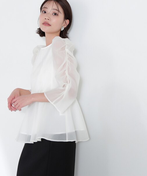 シアーペプラムブラウス