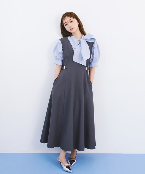 【新品タグ付】ナチュラルビューティーベーシック　Ｖネックサイドバックルジャンスカ Amazon.co.jp: [ナチュラルビューティーベーシック] カジュアル