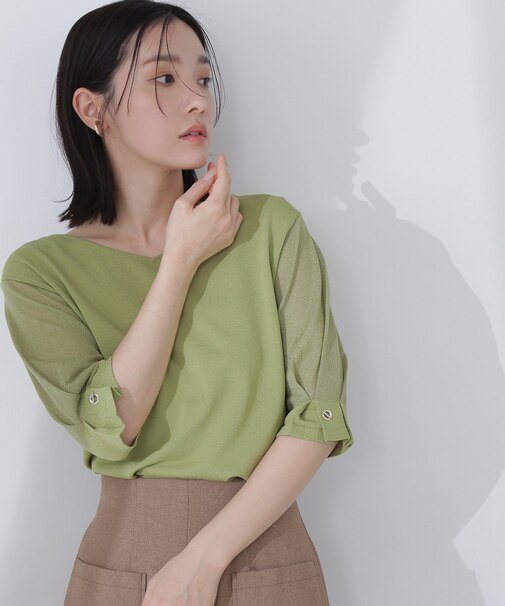 Vネックハトメシアースリーブニット