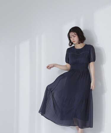 ヨークライン楊柳プリーツワンピース