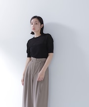 クルーネックシアーリブニット