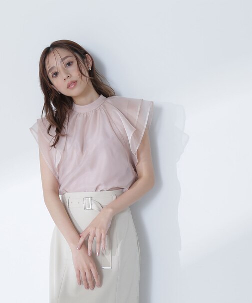 シアーフレアスリーブブラウス