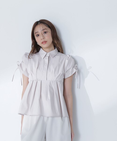 Natural Beauty Basic ギャザースリーブペプラムシャツ ギャザースリーブペプラムシャツ｜ナチュラルビューティー