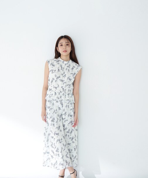 フラワーシャーリングブラウス＆スカート