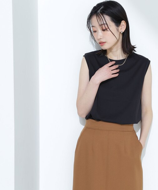 メタルプレートノースリーブカットソー