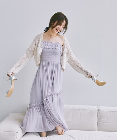 フリルシャーリングキャミワンピース