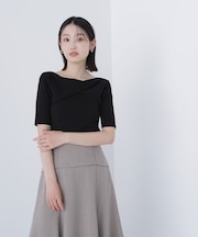 ツイストドレープニット