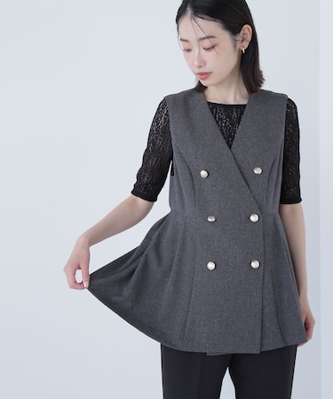 メタルボタンペプラムジレ