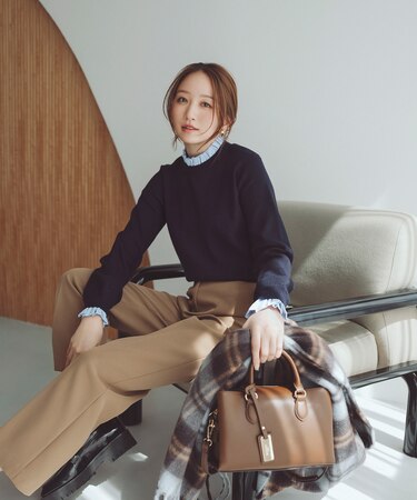 スリムストレートパンツ