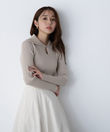 襟付コンパクトリブニット