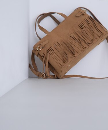 フリンジベルテッドショルダーバッグ