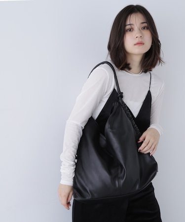 サイドベルトギャザーショルダーバッグ