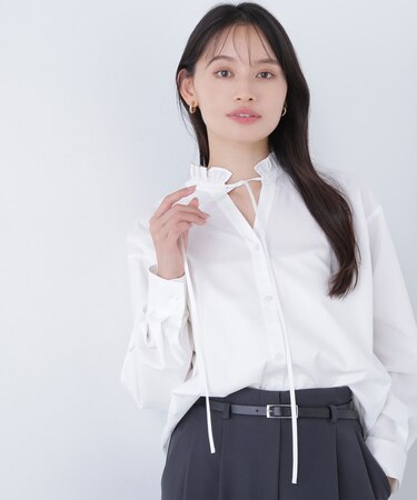 フリルネックスキッパーブラウス