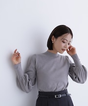 プリーツスリーブニット