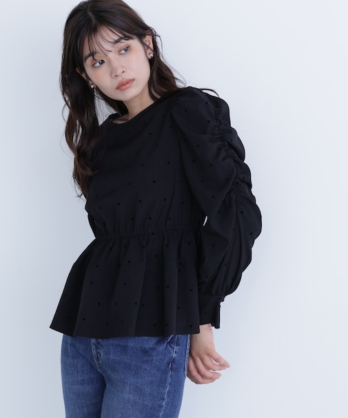 フロッキードットペプラムブラウス