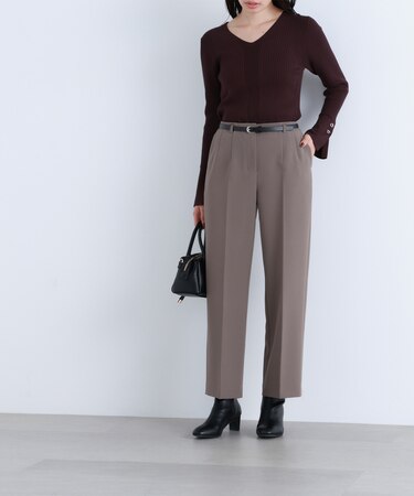 ＜骨格ストレート＞ベルト付スリムストレートパンツ