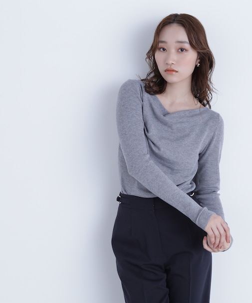 ドレープコンパクトニット