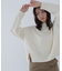 サイドスリットハイネックニット