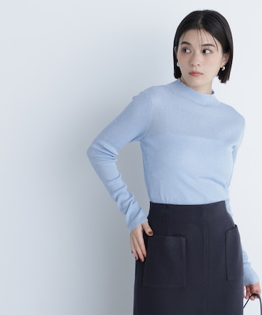 シャイニーハイネックニット