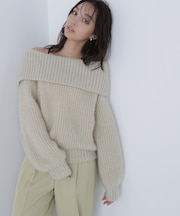 ヘアリーラメオフショルニット
