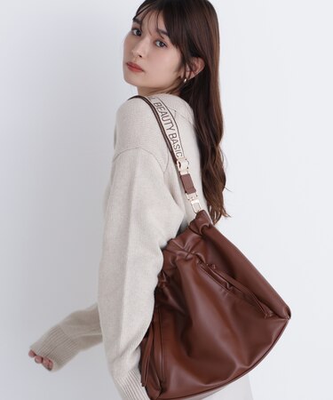 ギャザリングフェイクレザー2wayトートバッグ