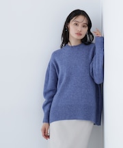 バックスリットミドルニット