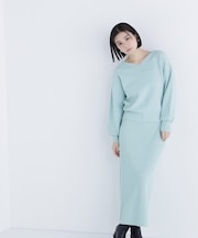 Vネックフォルムニットセットアップ