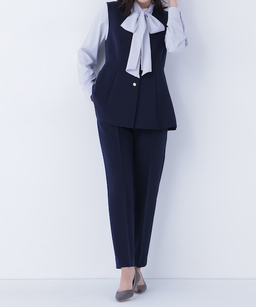 フロントボタンペプラムジレ SETUP テーパードパンツ