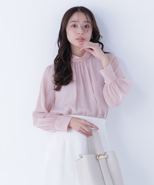 ハイネックボリュームシアーブラウス