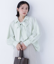 スキッパーリボンタイブラウス