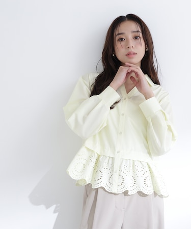 エンブロイダリーヘムブラウス