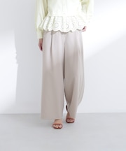 ベルテッドタックワイドパンツ