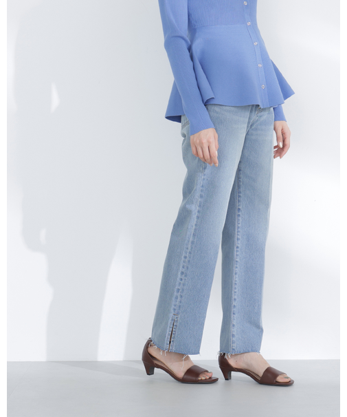 サイドスリットストレートデニムパンツ