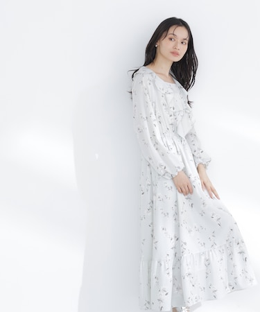 ラッフルフラワープリントワンピース