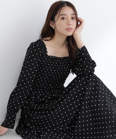 ドットプリントシャーリングワンピース