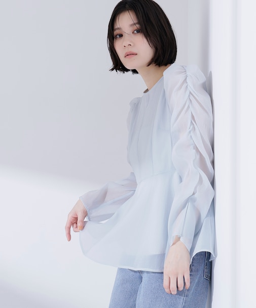 シアーペプラムブラウス