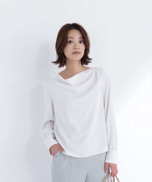 ドレープネックブラウス