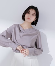 ドレープネックブラウス