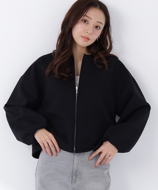 ノーカラーダンボールブルゾン