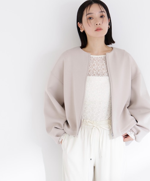 ノーカラーダンボールブルゾン