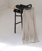 はいたら沼！美脚ワイドパンツ