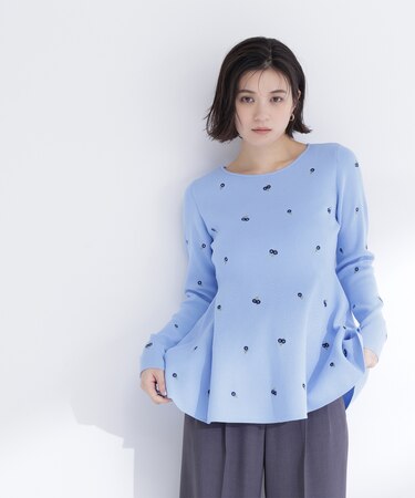 刺繍ペプラムニット