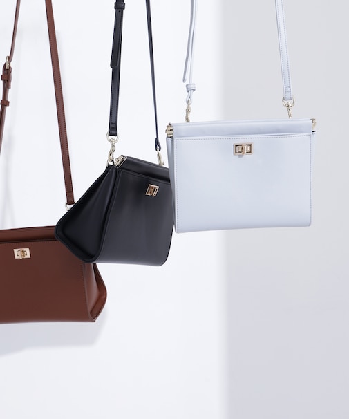 スピンロックスクエアショルダーバッグ